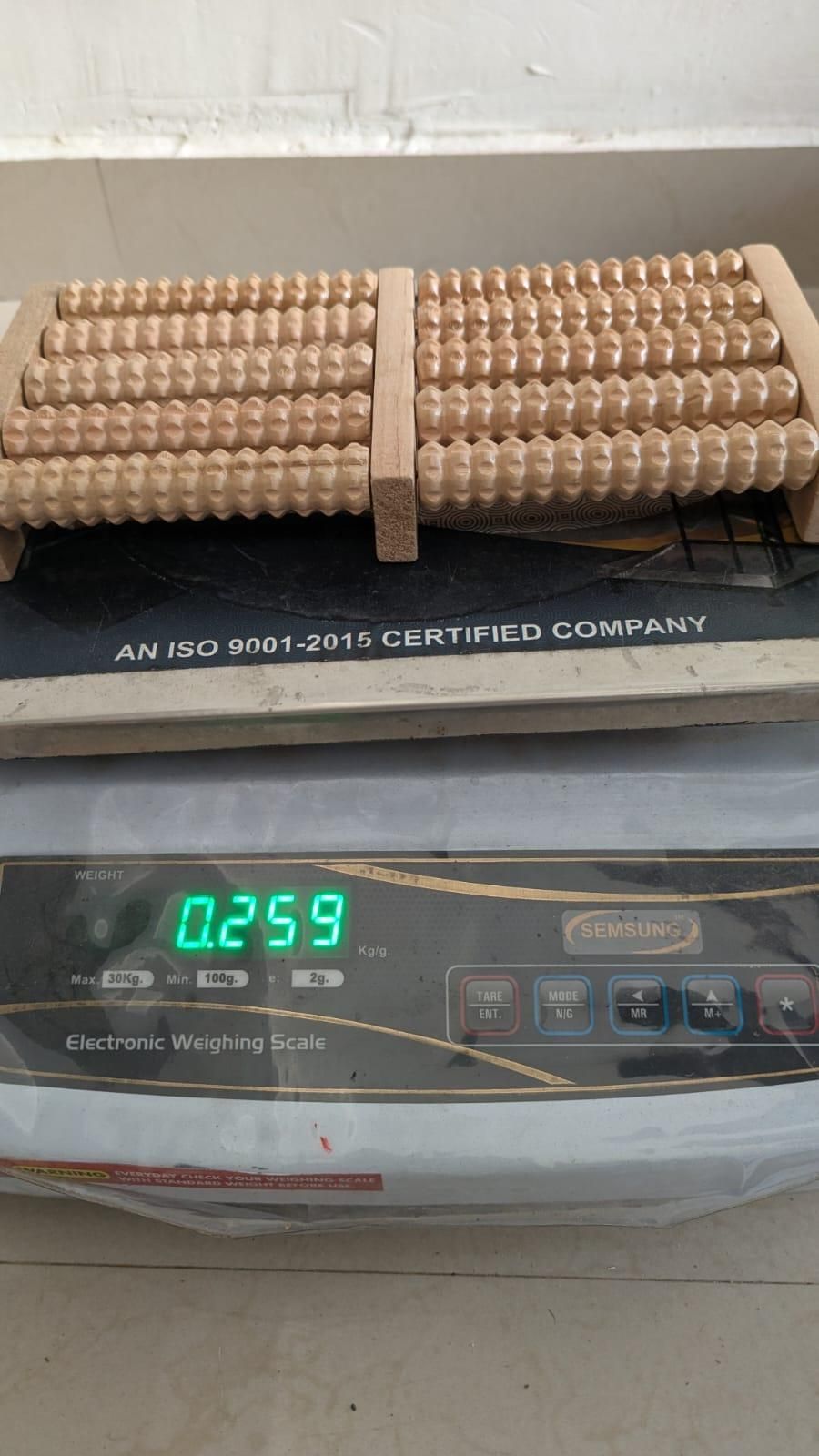 Wooden Foot Massage Roller - Relieves Fatigue Foot Pain and Muscle Relaxation Tool