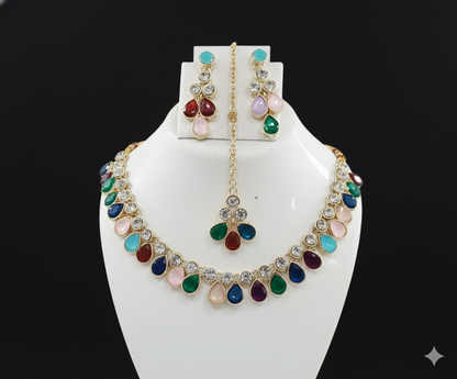 Charming Multicolor Necklace Set with Earrings & Maang Tikka
