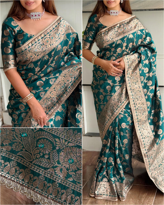 Simple yet elegant, Make upcoming festive season special with this silk beauty