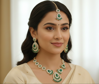 Indian Bridal/Party Wear: Kundan Style Green Stone Necklace Set